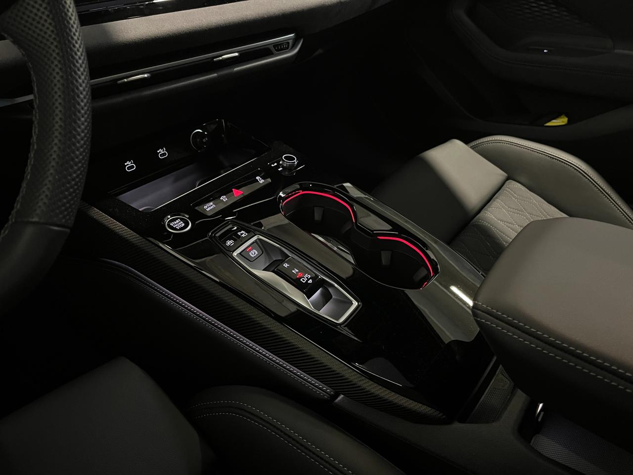 AUDI A5 AVANT E-HYBRID S-TRONIC QUATTRO S-LINE EDITION