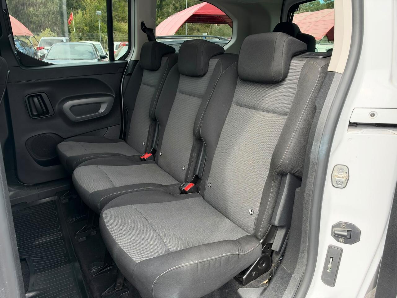 Toyota Proace City Verso 1.5D 130 CV S&S L2 A/T Luxury