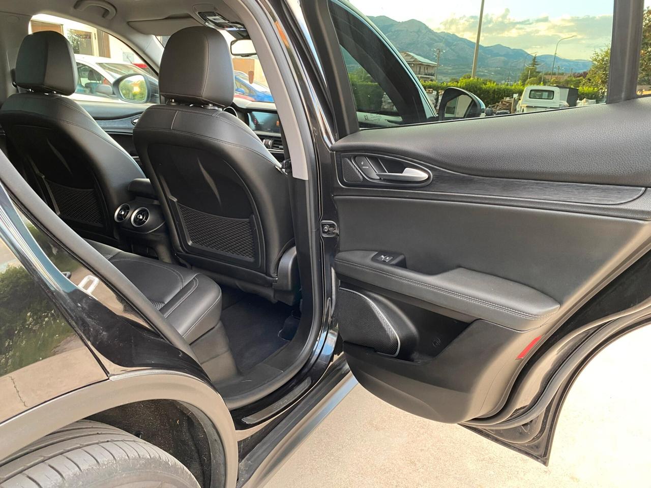 Alfa Romeo Stelvio 2.2 Turbodiesel 190 CV AT8 Q4 B-Tech