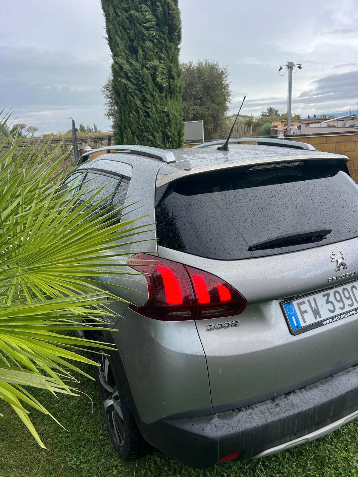 Peugeot 2008 BlueHDi 120 S&S Allure