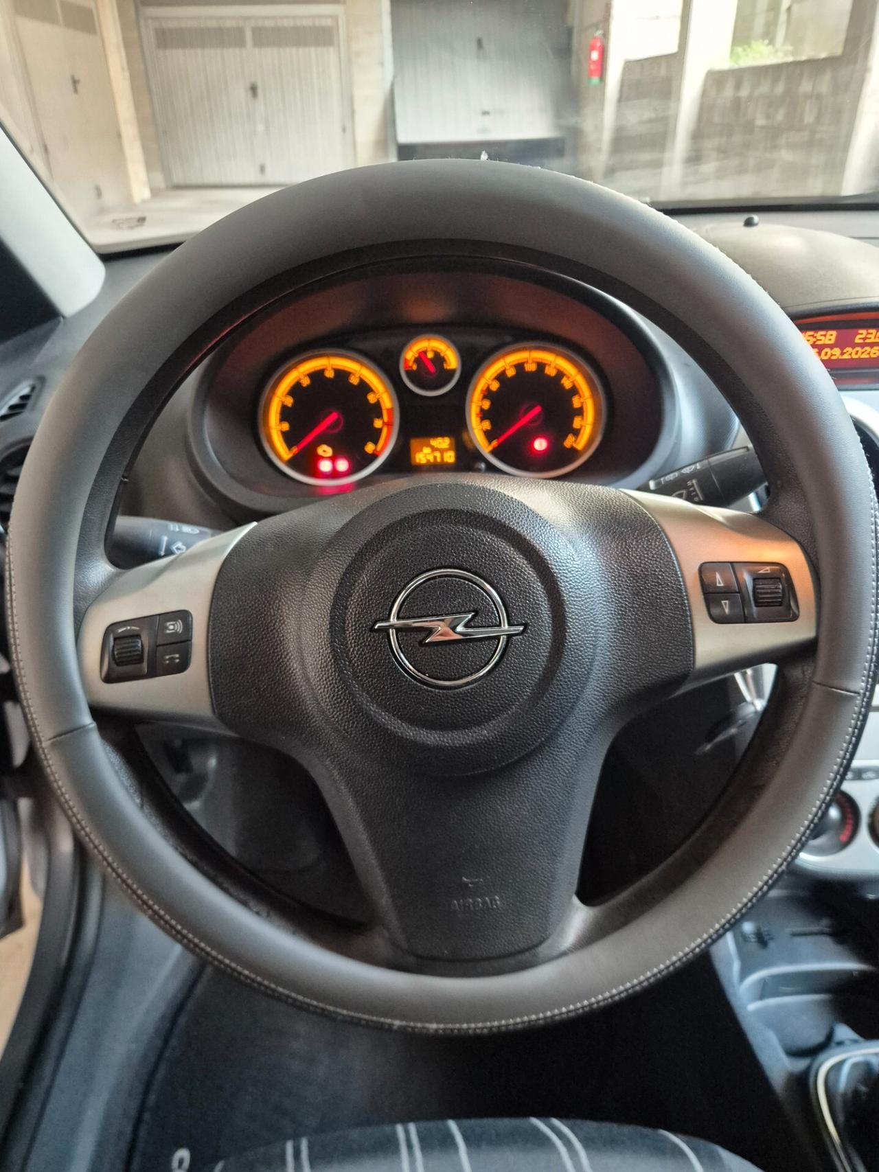 OPEL CORSA 1.4 BENZINA SPORT NEO PATENTATI