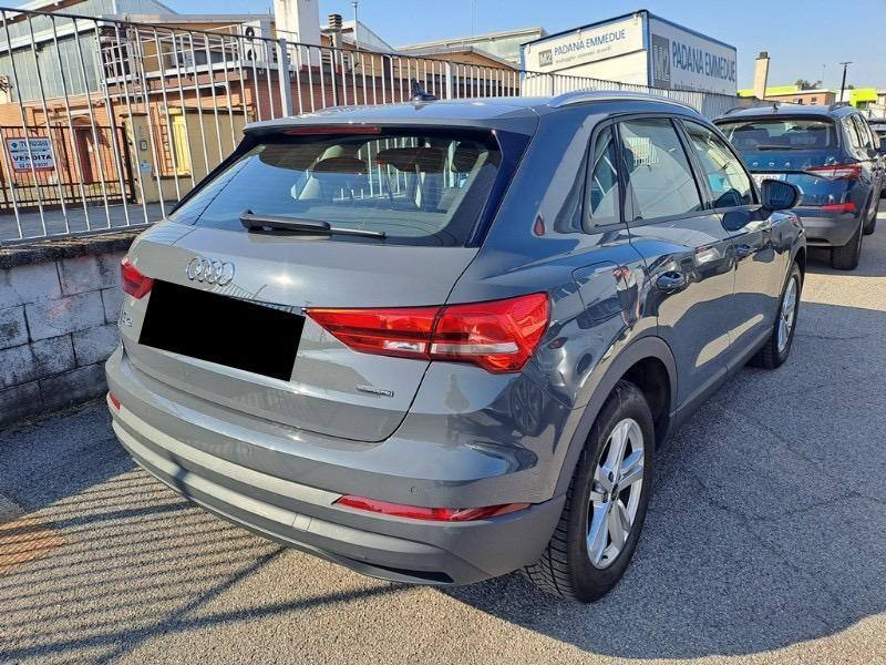 Audi Q3 35 2.0 tdi Business Advanced quattro s-tronic