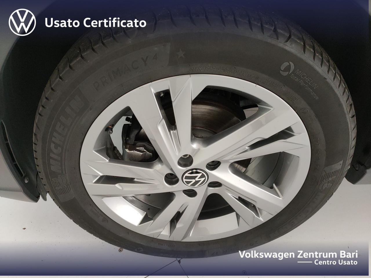 Volkswagen Taigo 1.0 tsi r-line 110cv