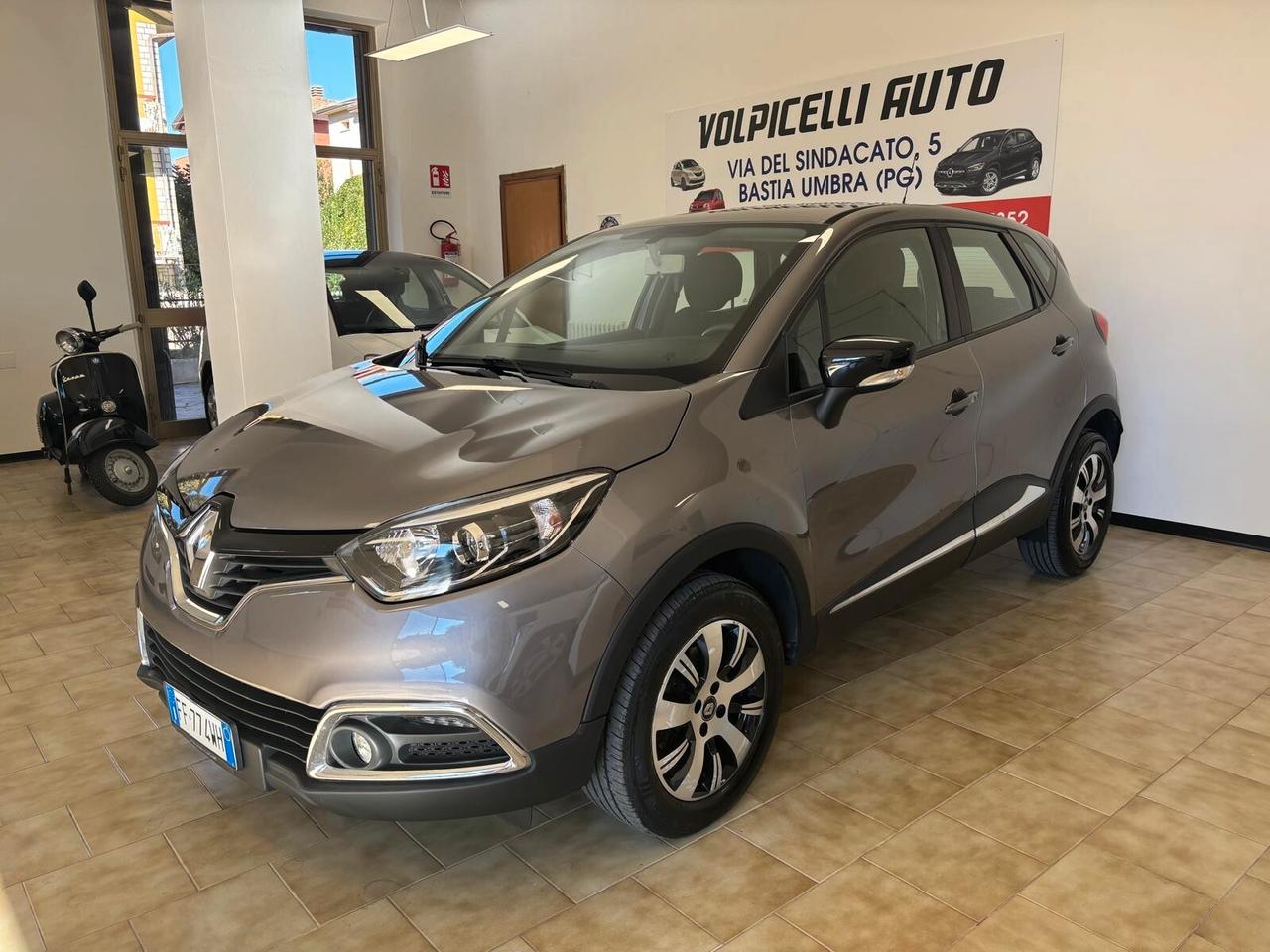 RENAULT CAPTUR ANNO 2017 DS 1.5 ADATTA NEOPATENTATI KM 111 MILA