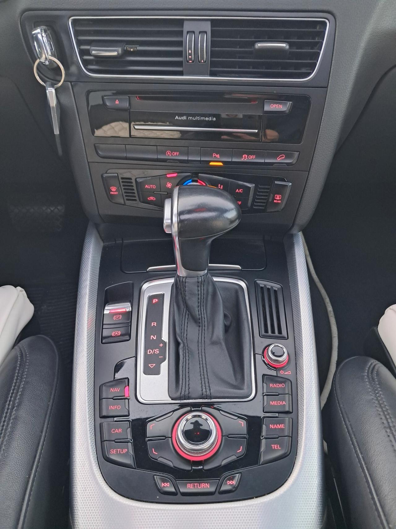 Audi Q5 2.0 TDI 190 CV-ALLROAD-TETTO*PELLE*XENON