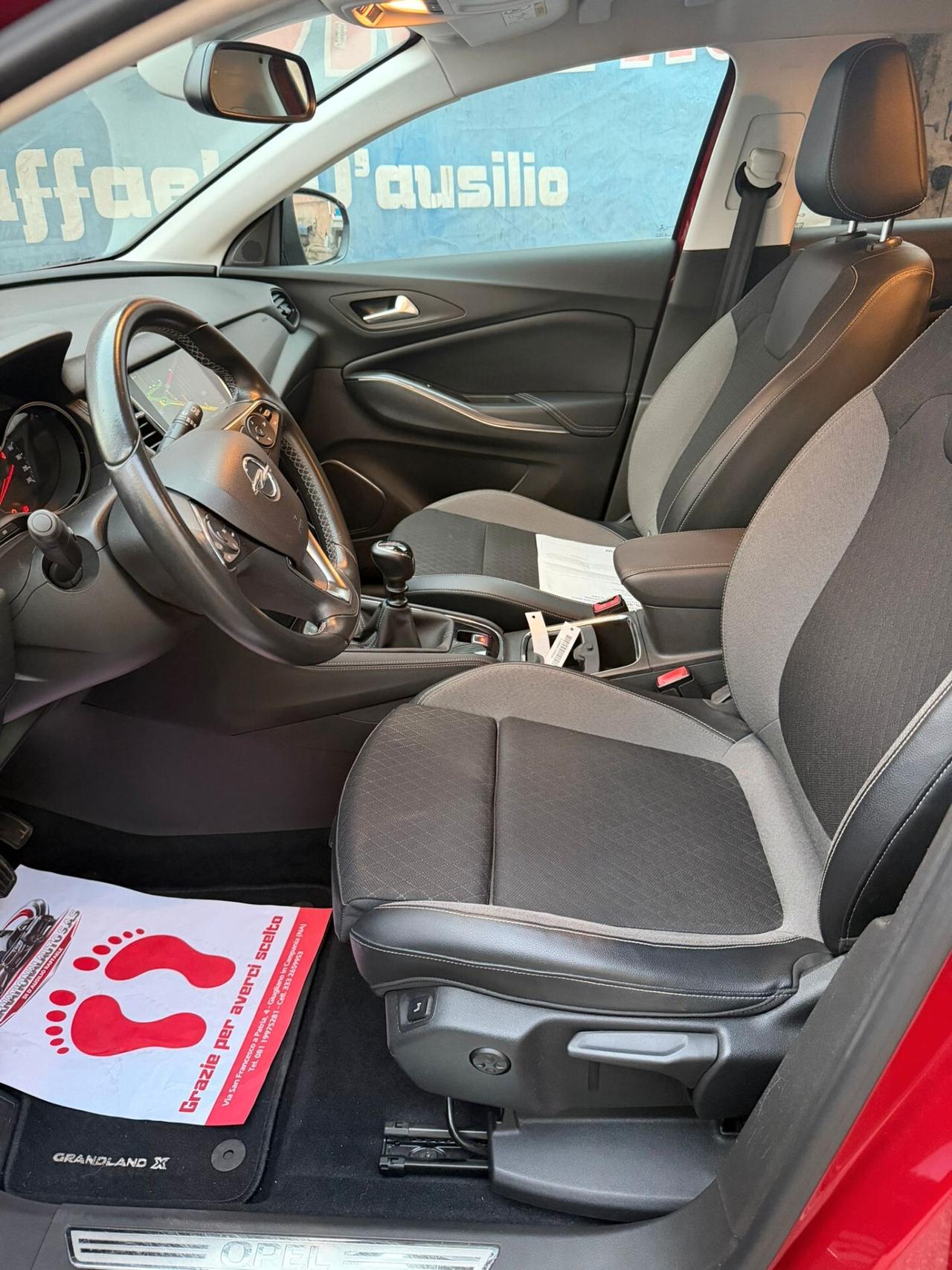 Opel Grandland 1.2 130 CV