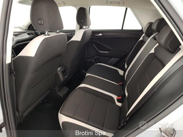 Volkswagen T-Roc 1.5 TSI ACT DSG Advanced Blu...