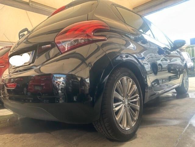 PEUGEOT 208 2017 1,2 GPL CASA CMADRE