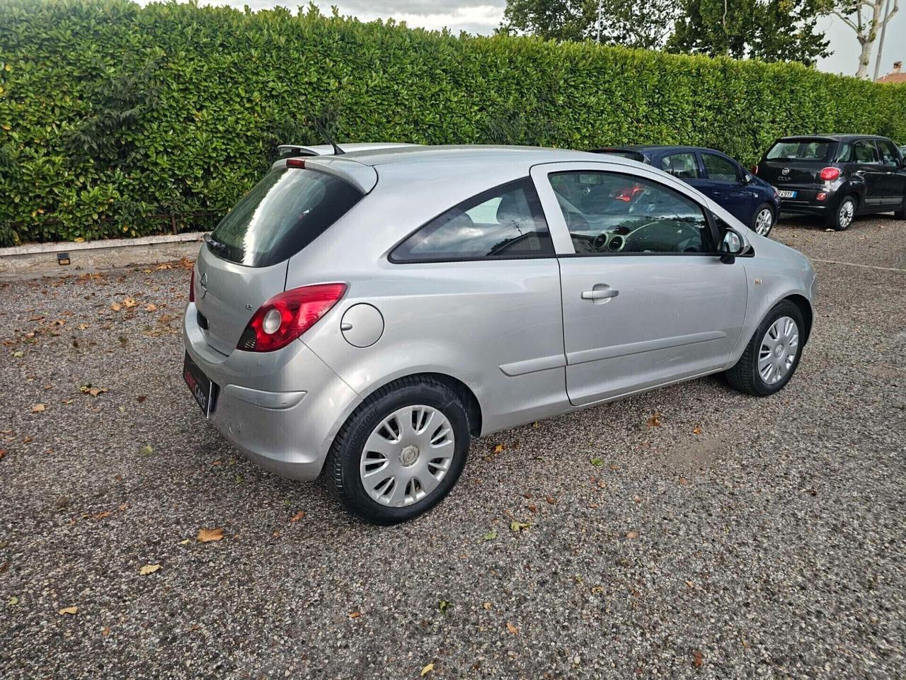 Opel Corsa 1.2 5 porte Enjoy GPL Neopatentati