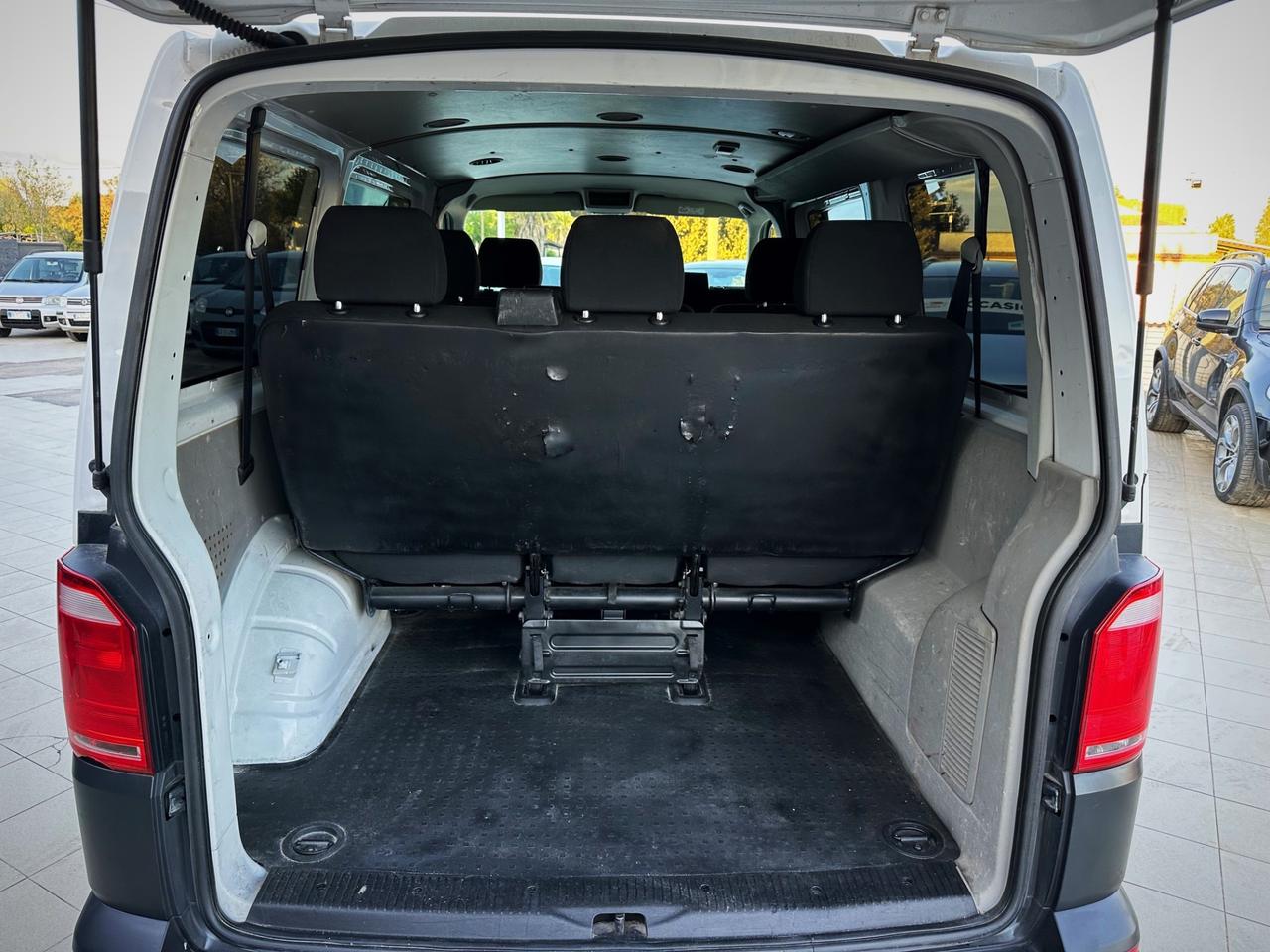Volkswagen Transporter 2.0 TDI PC Kombi 76.000 Km Unico Proprietario Garanzia 12 Mesi