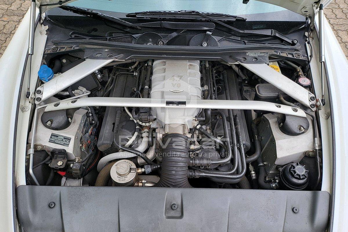 ASTON MARTIN V8 Vantage Roadster Sportshift
