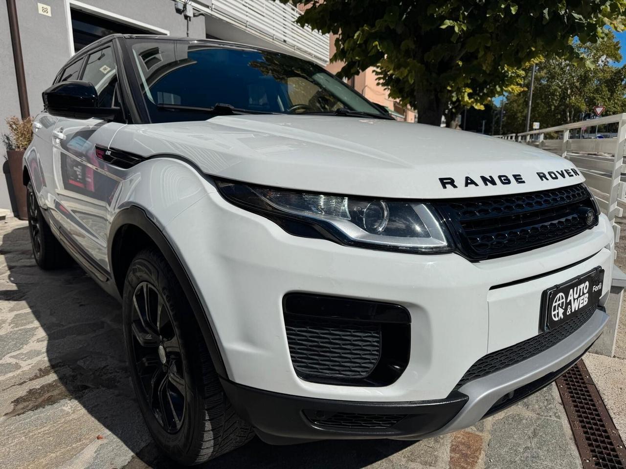 RANGE ROVER EVOQUE 2.0 eD4 5p. SE DYNAMIC