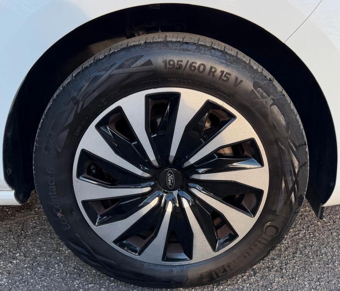 Ford Fiesta 1.1 75 CV 5 porte Titanium X NEOPATENTATI