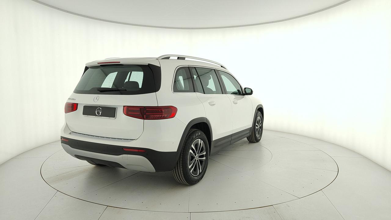 Mercedes-Benz GLB 180 d Advanced auto