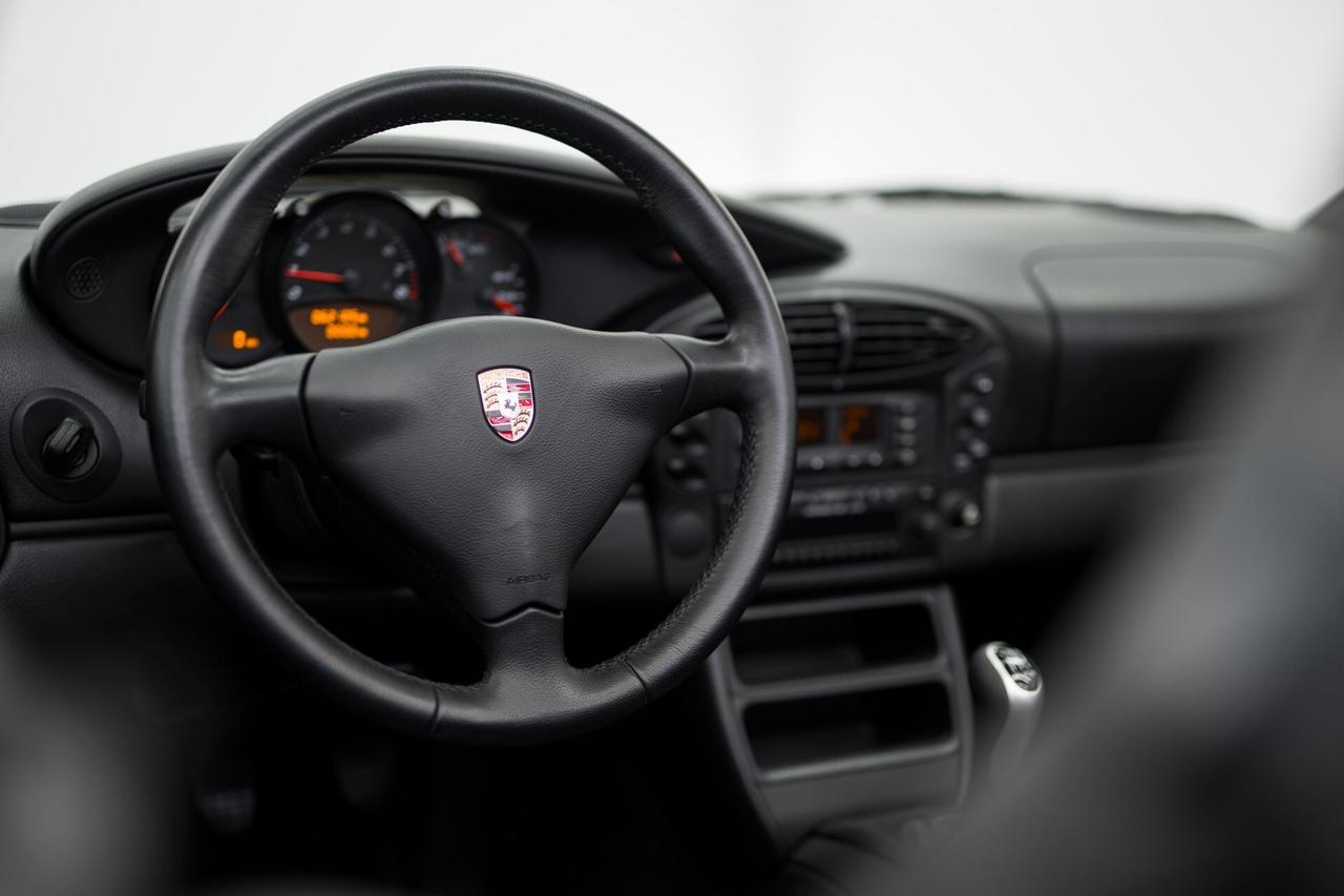Porsche Boxster 2.7i 24V cat