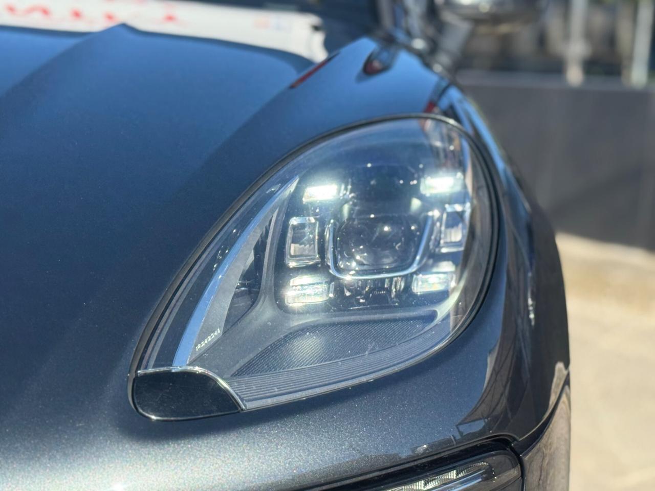 PORSCHE MACAN S 3.0 D V6 250 CV FULL SCARICHI R21 MATRIX