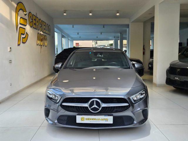 MERCEDES-BENZ A 180 Automatic Sport tua da ?249,00