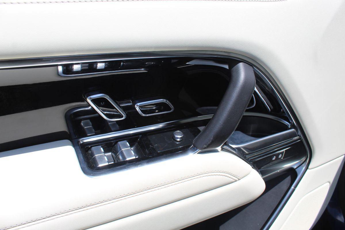 LAND ROVER - Range Rover - 3.0 I6 MHEV Vogue