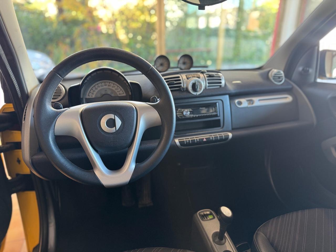 Smart ForTwo 1000 52 kW MHD coupé passion