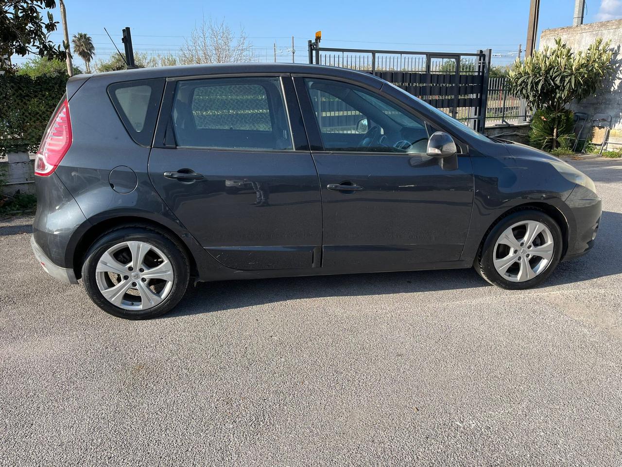 Renault Scenic Scénic X-Mod 1.5 dCi 110CV Luxe