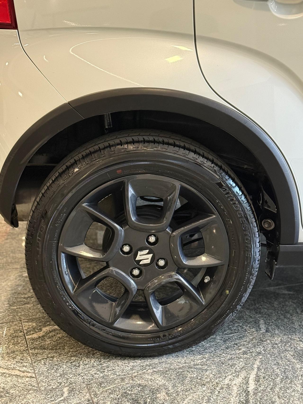 Suzuki Ignis 1.2 Hybrid CVT Top