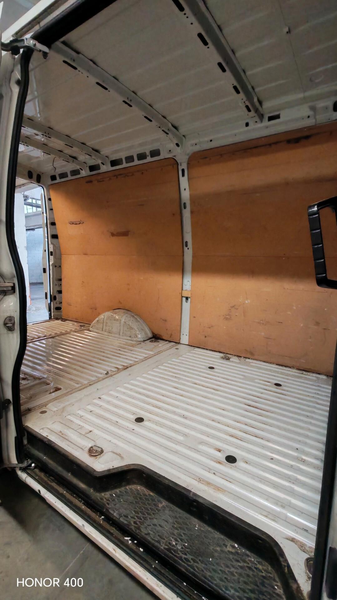 Iveco Daily 2.3 HPT DIESEL L2 H2 2017 EURO 6