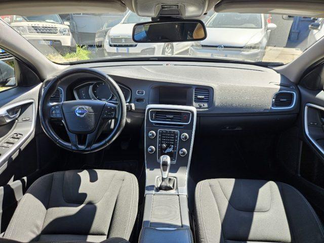 VOLVO V60 D2