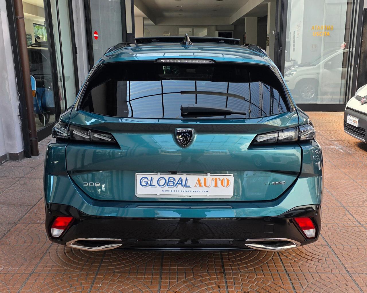 Peugeot 308 Plug-in Hybrid 225 e-EAT8 SW GT