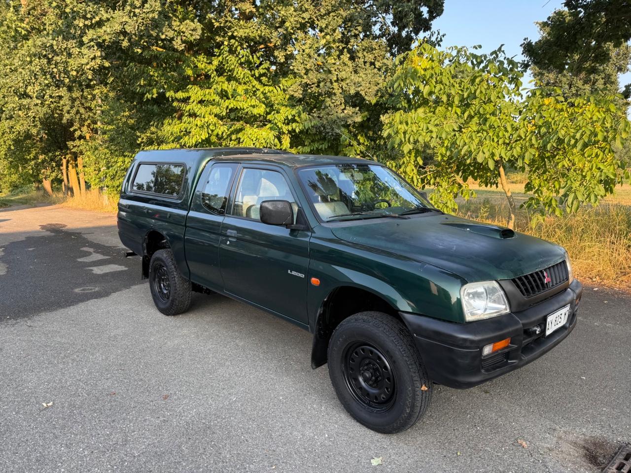 Mitsubishi L200 2.5 TDI 4WD Club Cab Pick-up GLX