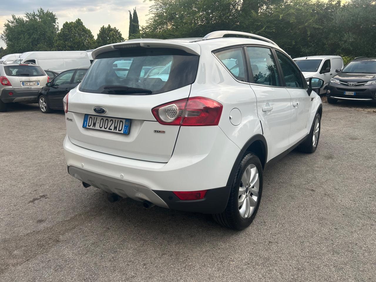 Ford Kuga 2.0 TDCi 4WD Gancio Traino 100000km