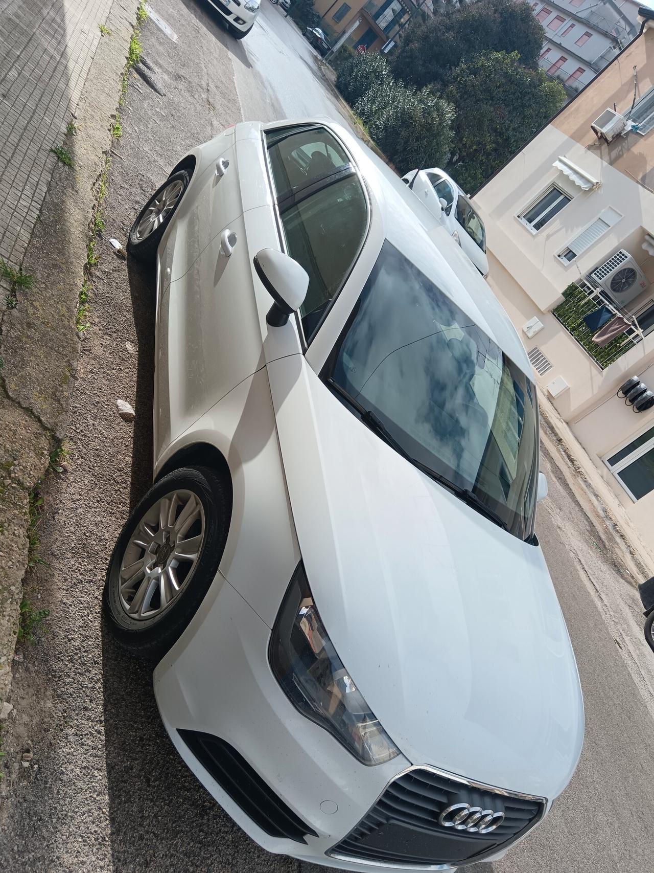 Audi A1 SPB 1.6 TDI Attraction