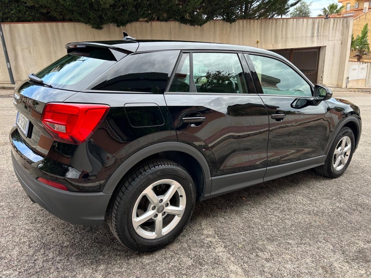 Audi Q2 30 TDI S tronic Business unico proprietari