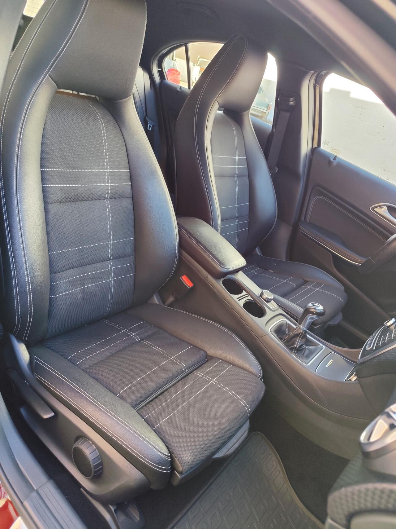 Mercedes-benz A 180 d Premium