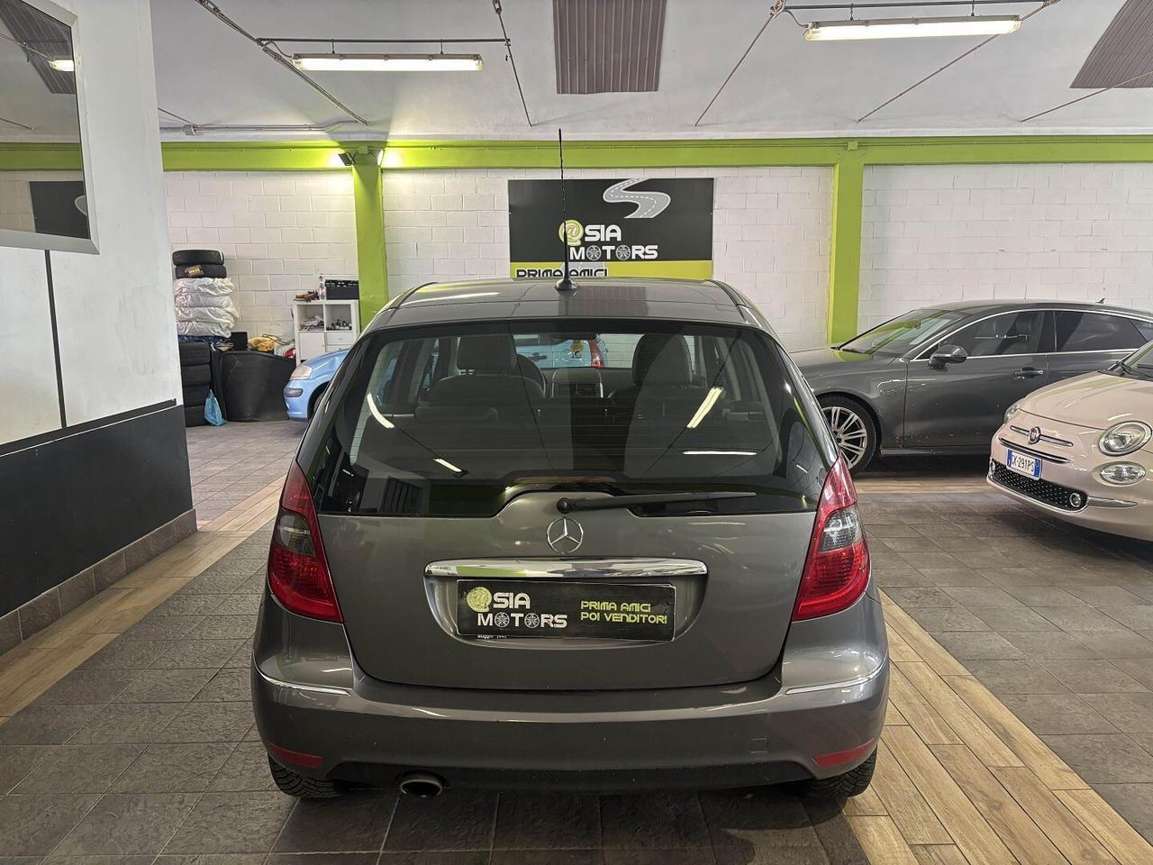 MERCEDES BENZ A 160 BlueEFFIENCY Special Edition