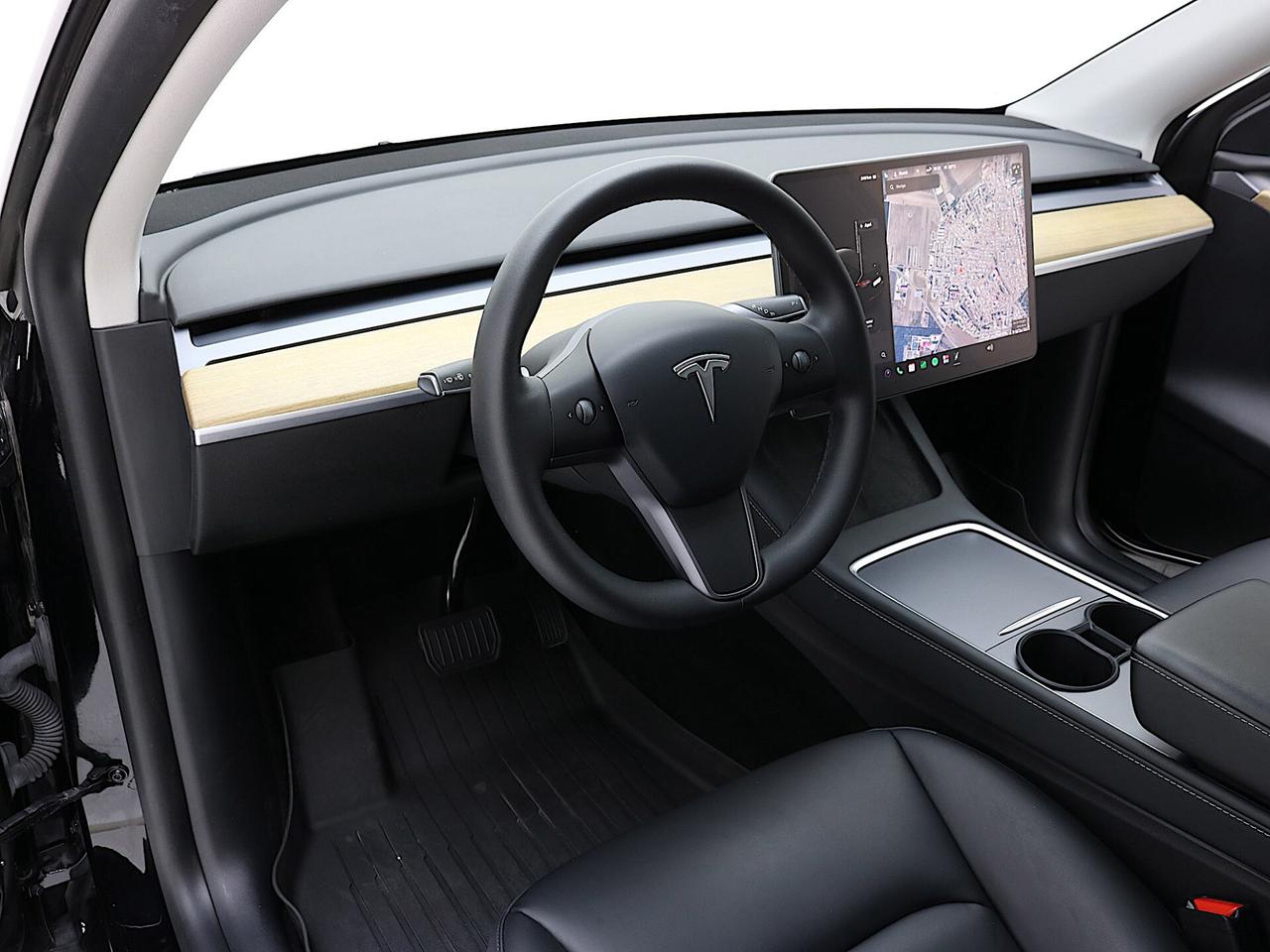 Tesla Model Y Long Range Dual Motor AWD