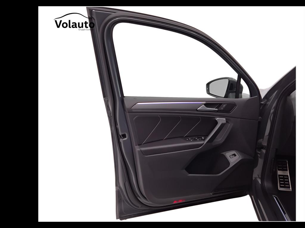 VOLKSWAGEN Tiguan II 2021 - Tiguan 2.0 tdi R-Line 150cv dsg