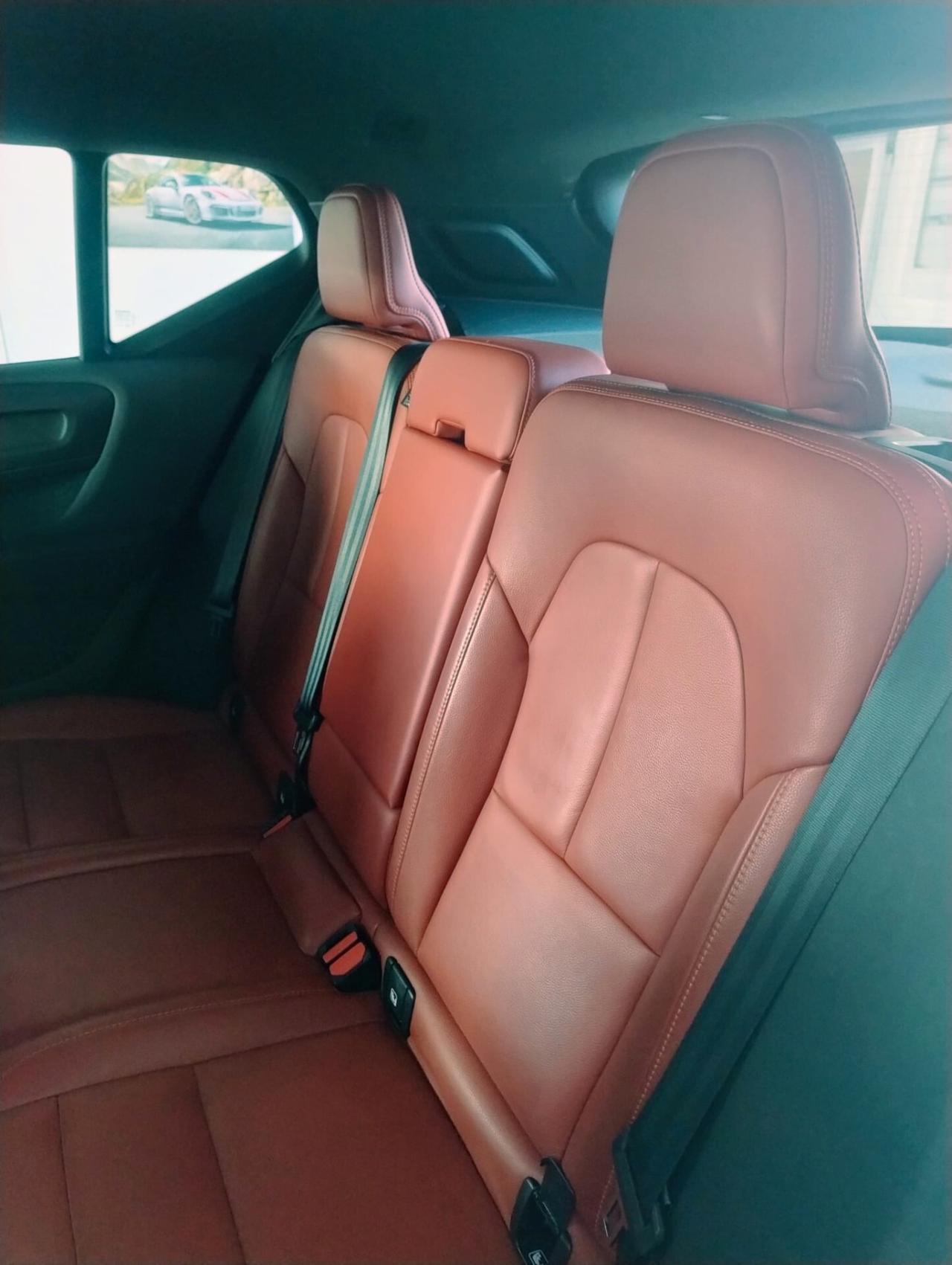 Volvo XC40 D3 Geartronic Inscription Autocarro N1