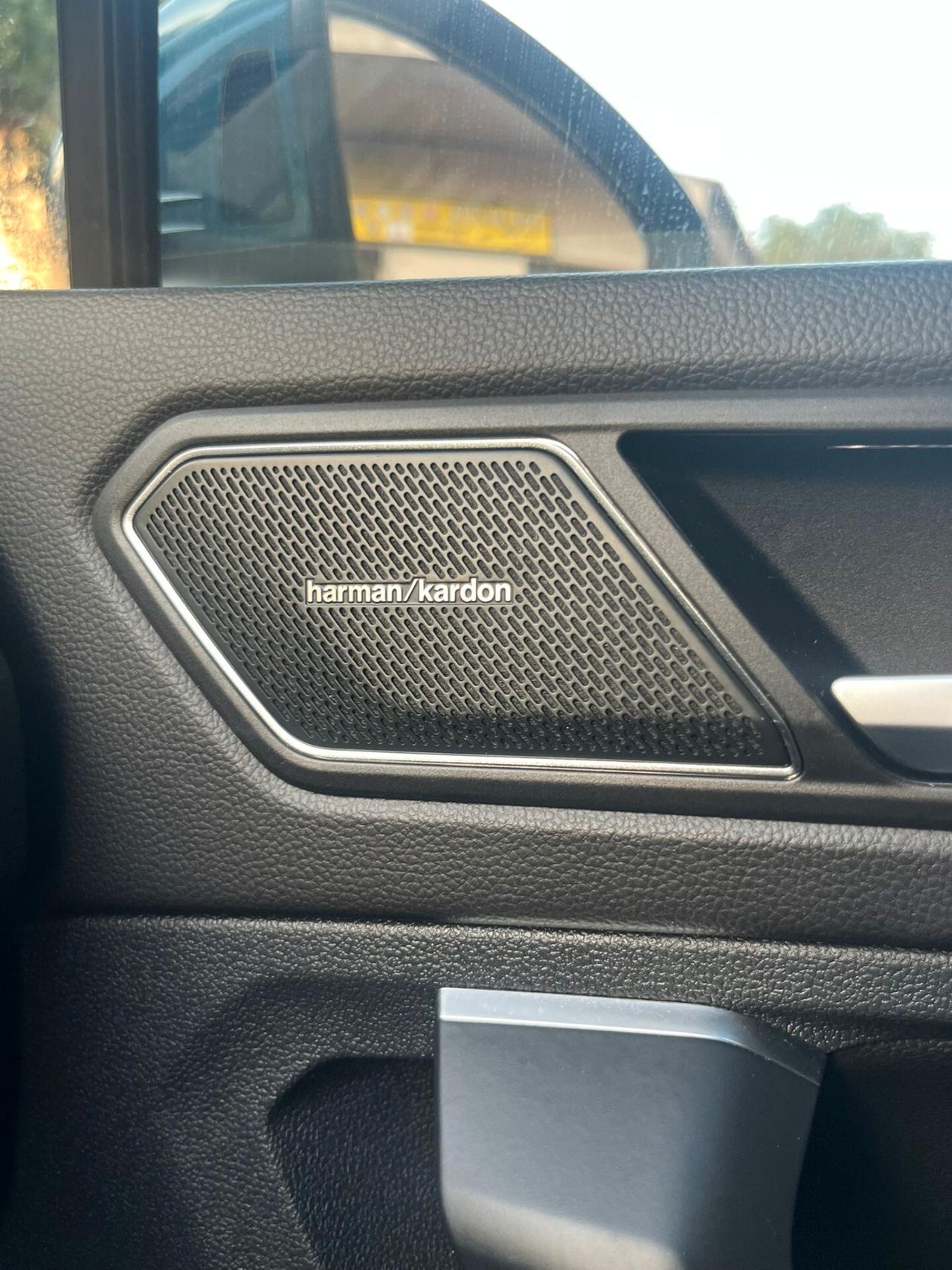 Volkswagen Tiguan 2.0 TDI 150 CV SCR DSG R-Line