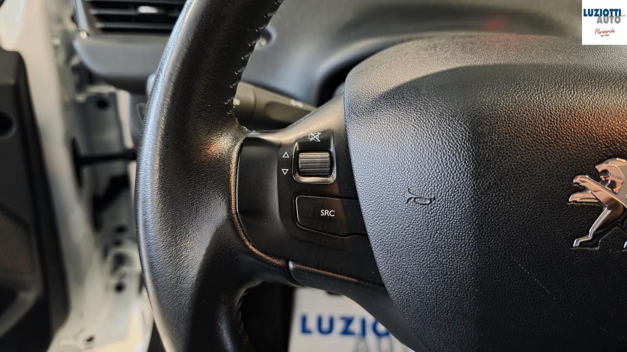 Peugeot 208 1.2 ACTIVE 5P. - MOTORE NUOVO!!!