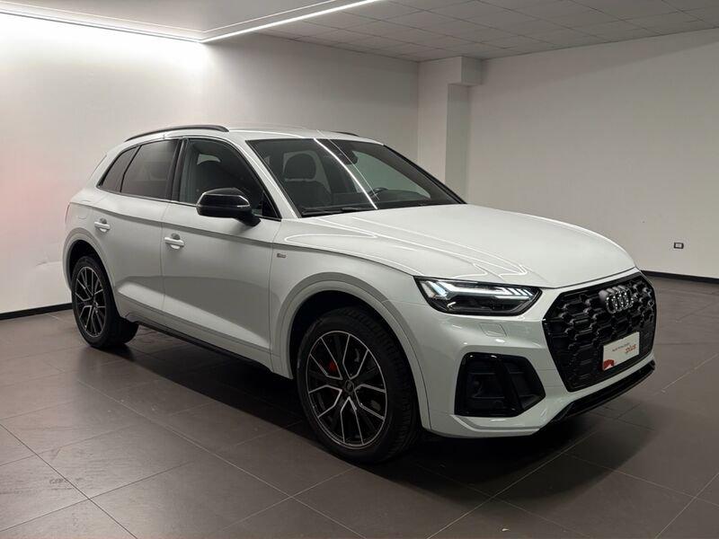 Audi Q5 Q5 40 2.0 TDI MHEV S LINE QUATTRO S-TRONIC 204 CV