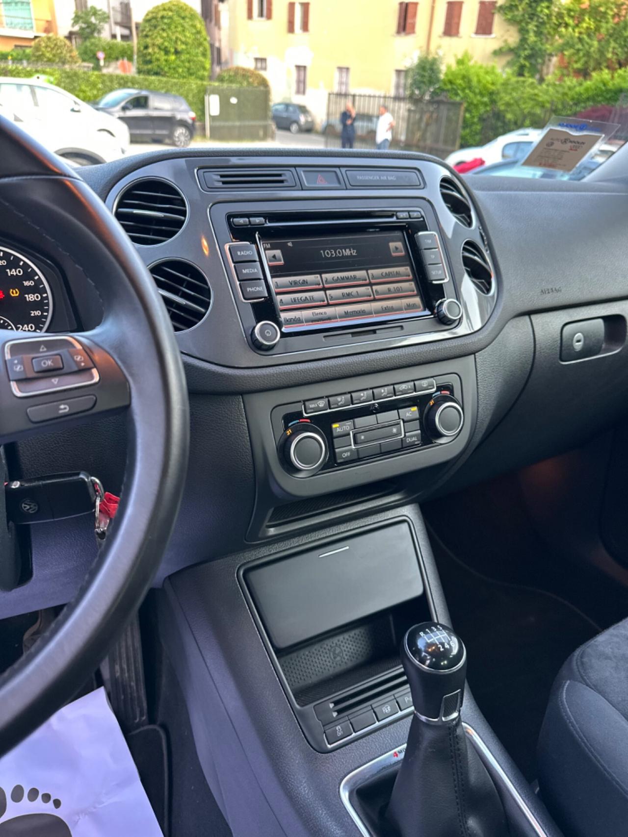 Volkswagen TIGUAN 2.0 TDI 140 CV POCHIKM 4MOTION UNIPR
