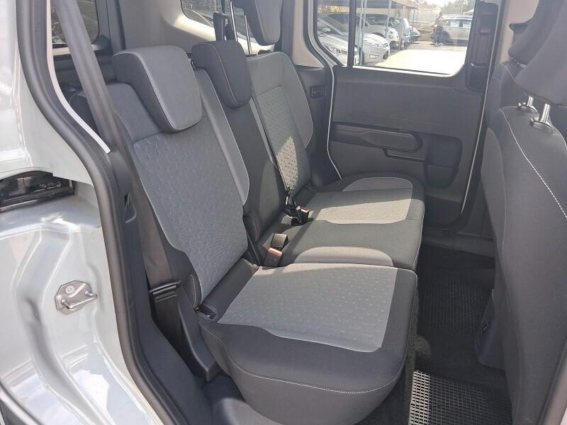 Ford Tourneo Courier 1.0 EcoBoost Powershift Titanium (ALE)
