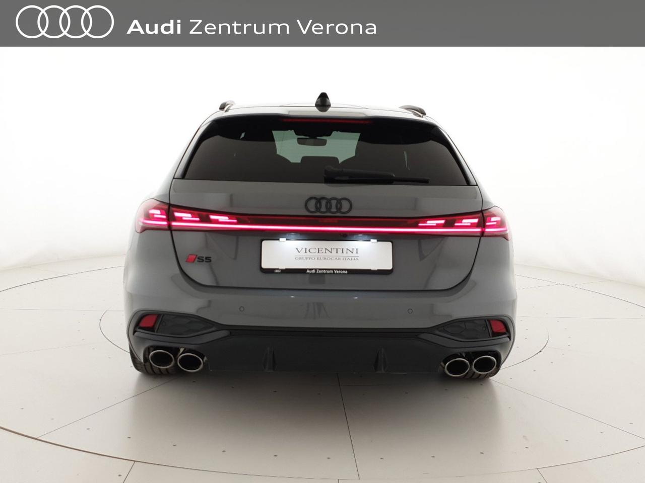Avant 3.0TFSI 367CV quattro Stronic Sport Attitude