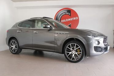 MASERATI Levante V6 Diesel 275 CV UNICOPROP. PELLE/TETTO/360