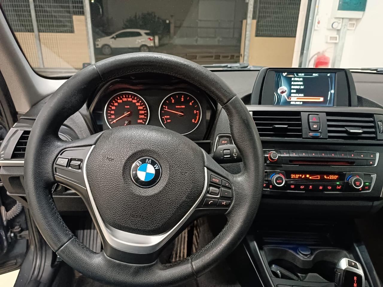 Bmw 118 118d 5p. Sport
