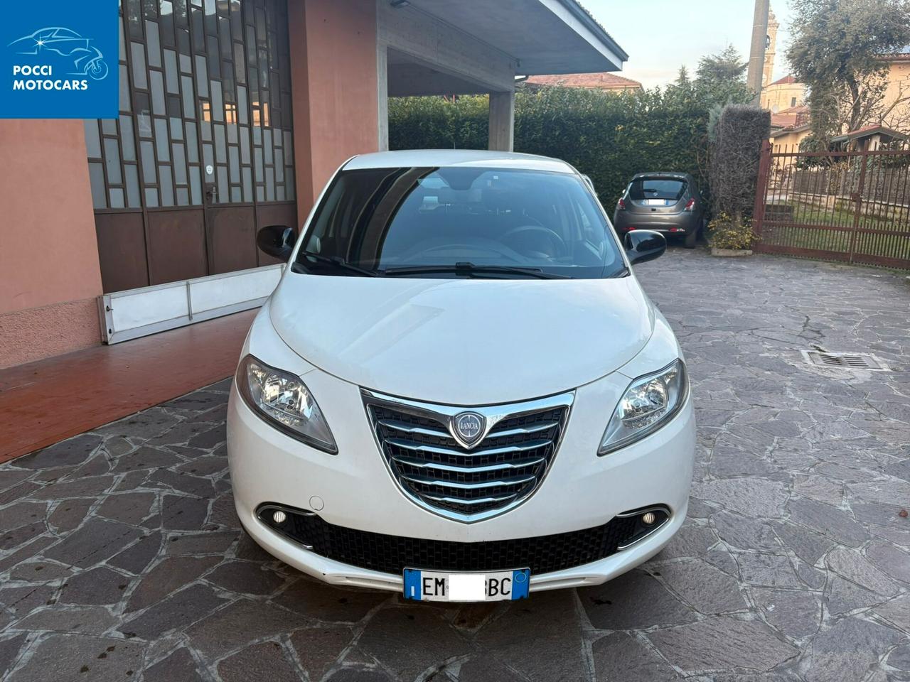 Lancia Ypsilon 1.2 69 CV 5 porte S&S Silver