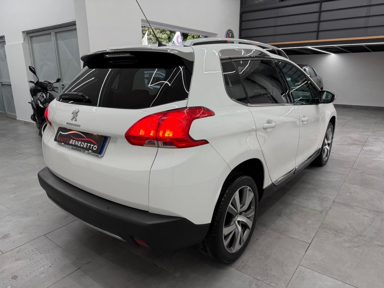 Peugeot 2008 BlueHDi 120 S&S Allure 2016