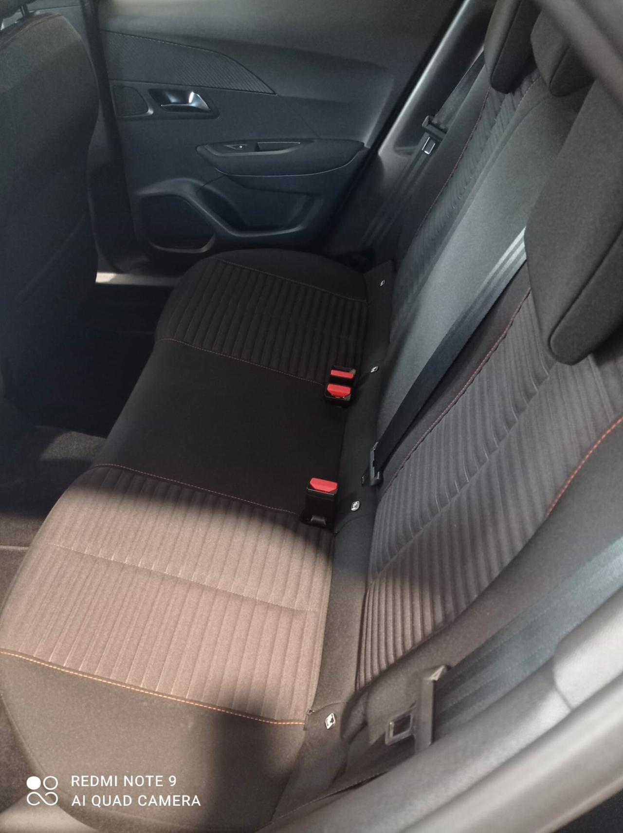 Peugeot 2008 PureTech 100 S&S Active Pack