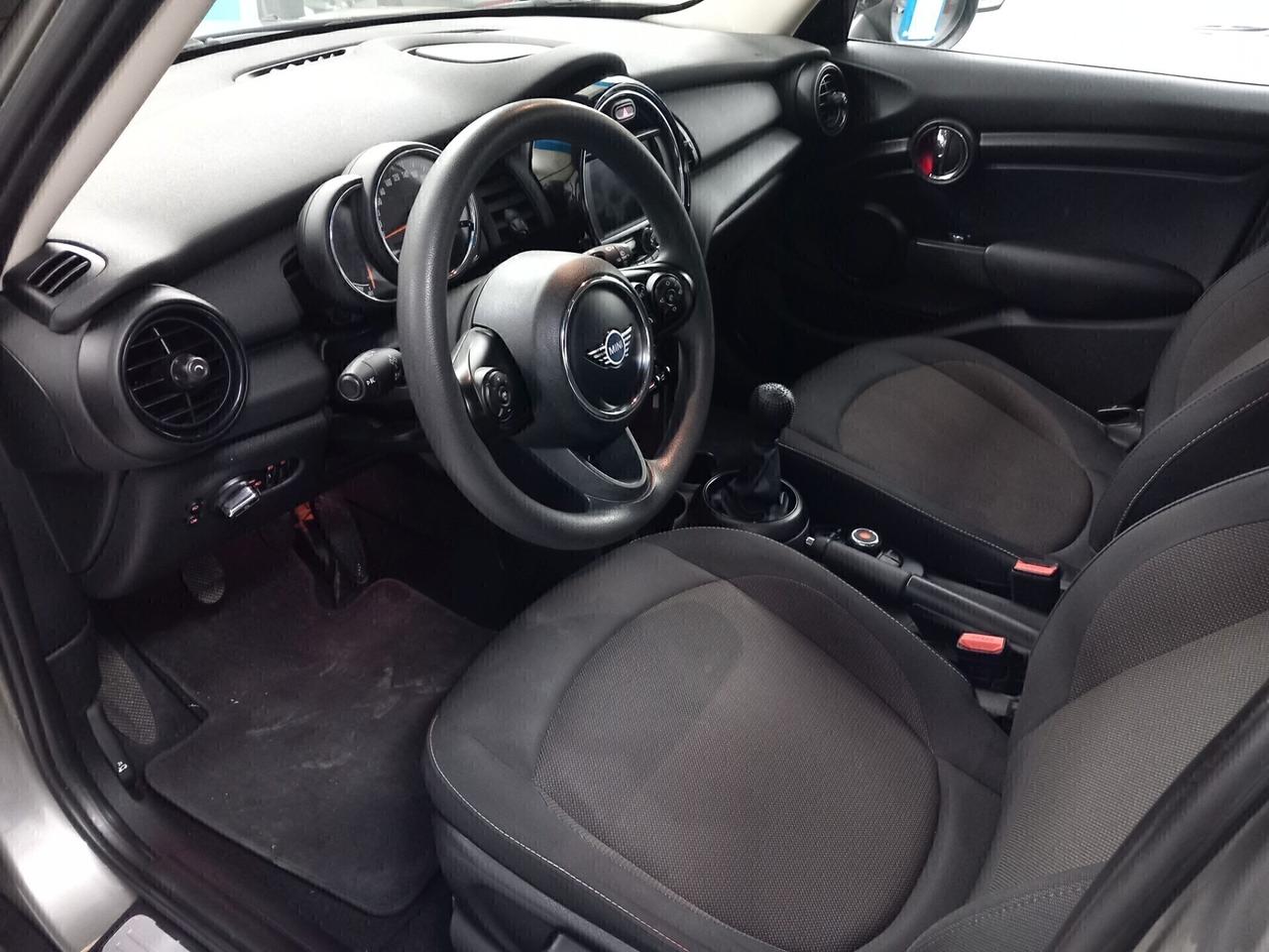 Mini One 1.5 benzina anno 2018 118 mila km