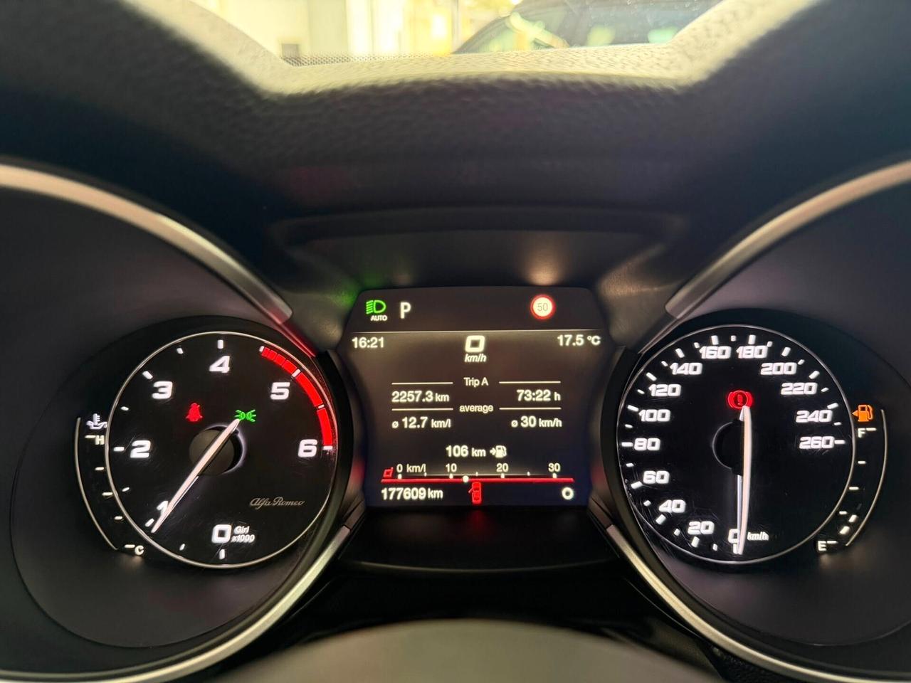 Alfa Romeo Stelvio 2.2 Turbodiesel 160 CV AT8 RWD Business